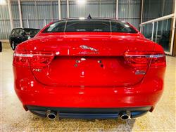 جاگوار XE